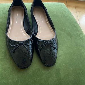 Zara flat(picture there’s some lights reflection)